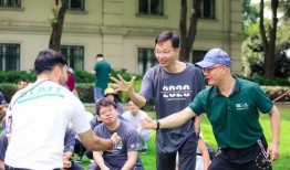 蓝海新学校爆料事件视频,揭秘校园内幕引发社会关注