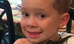 扒爷爆料假笑姐假笑视频,假笑姐假笑视频背后的真相